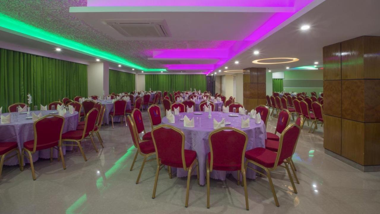 Hotel Mira Garden Srihotto Zewnętrze zdjęcie