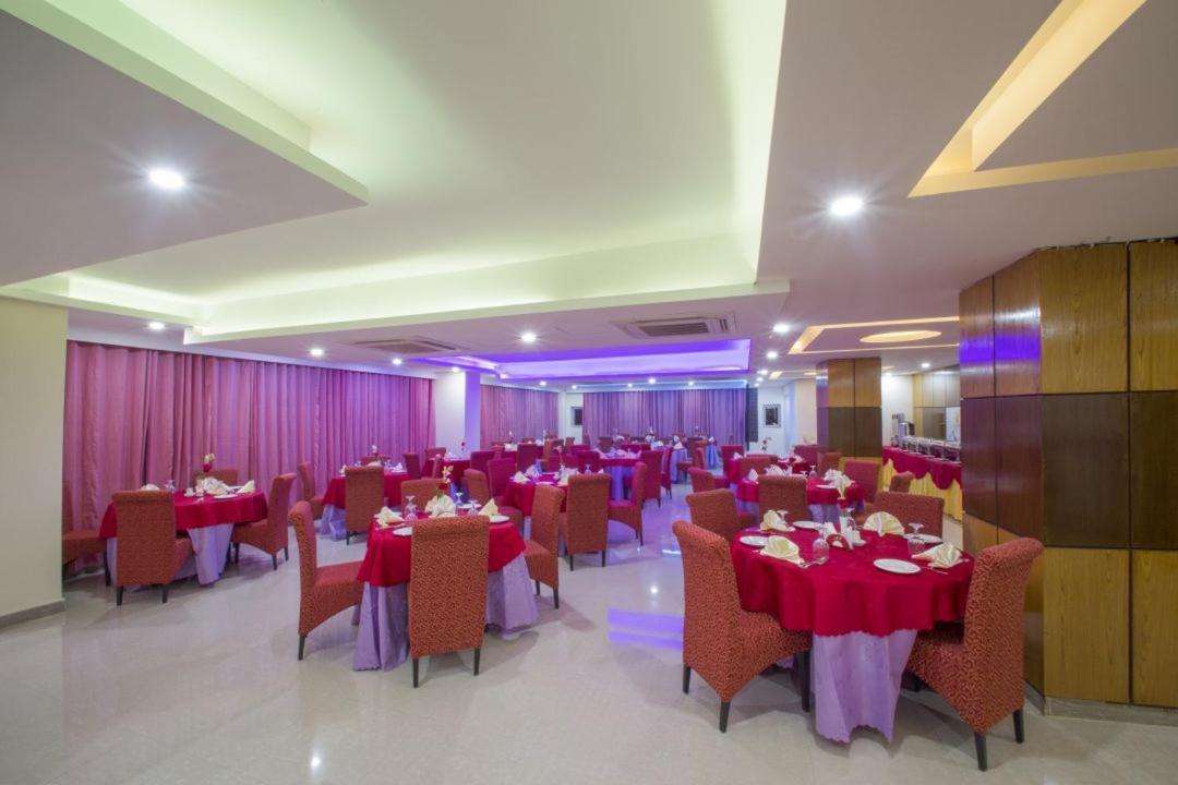 Hotel Mira Garden Srihotto Zewnętrze zdjęcie