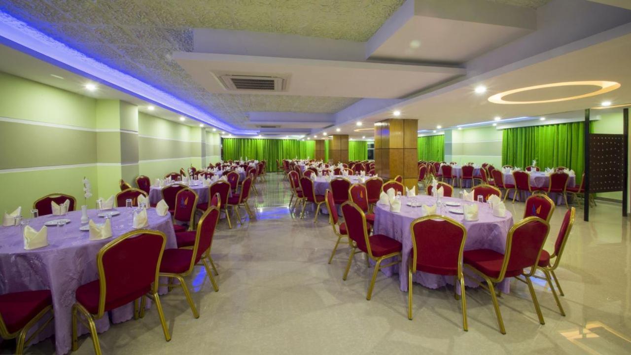 Hotel Mira Garden Srihotto Zewnętrze zdjęcie