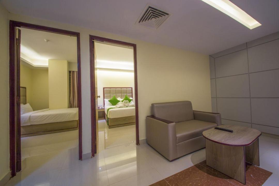Hotel Mira Garden Srihotto Zewnętrze zdjęcie