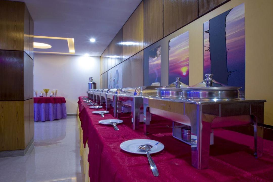 Hotel Mira Garden Srihotto Zewnętrze zdjęcie
