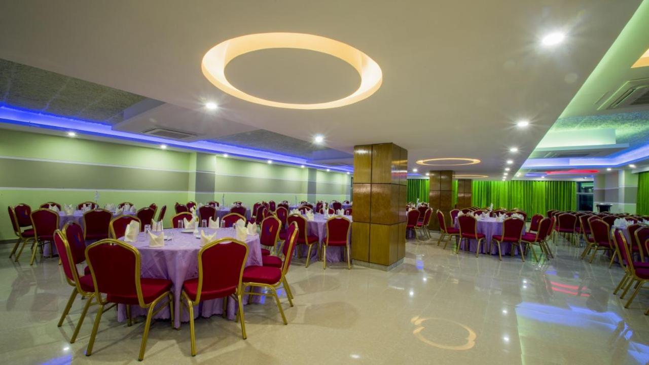 Hotel Mira Garden Srihotto Zewnętrze zdjęcie