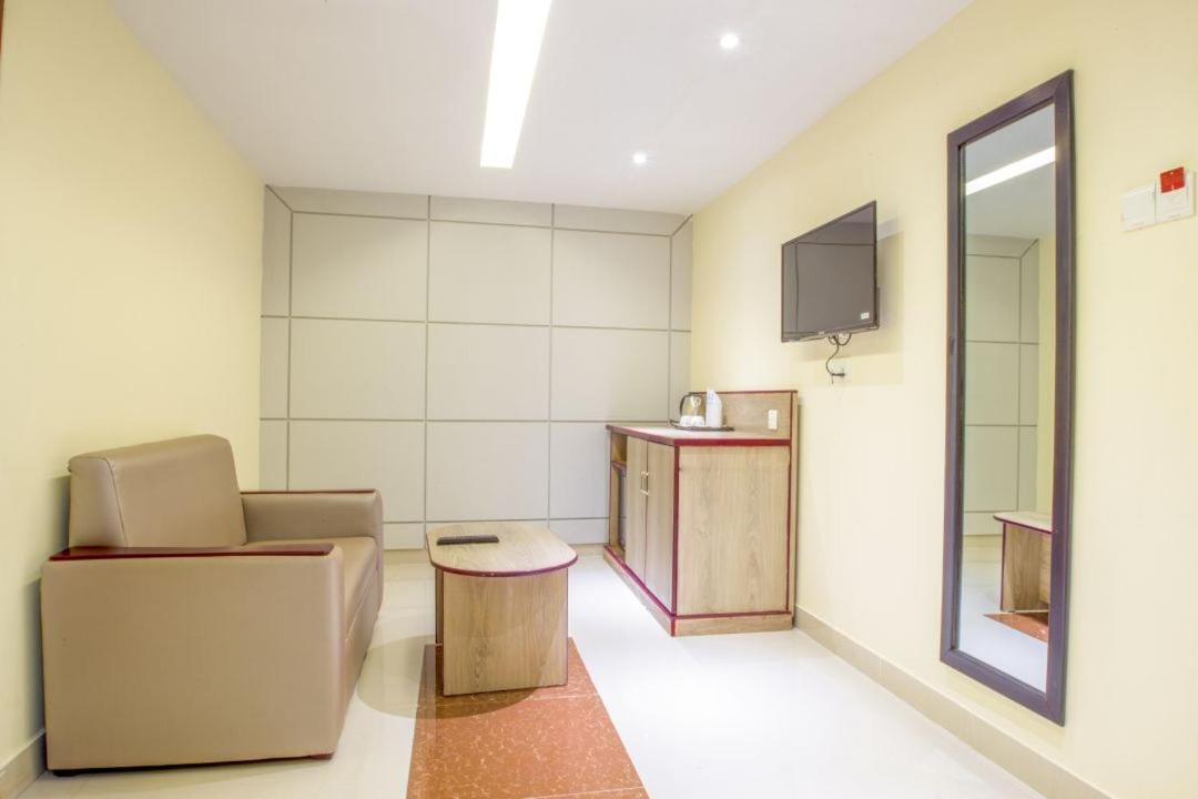 Hotel Mira Garden Srihotto Zewnętrze zdjęcie